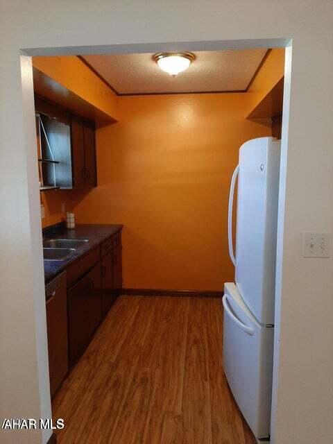 Building Photo - 306 Red Oak Ln