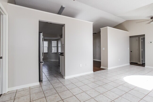 Foto del edificio - 2683 Black Oak Ln