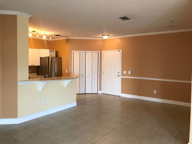 Photo - 3593CR#431(75) Apartment