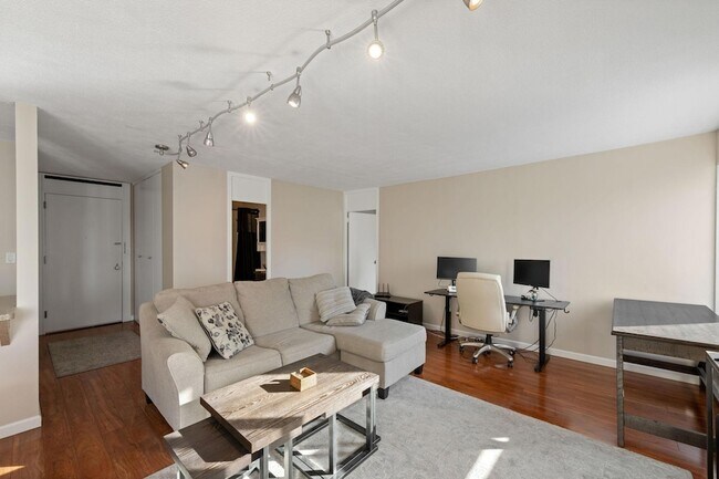 Foto del edificio - 19 S 1st St