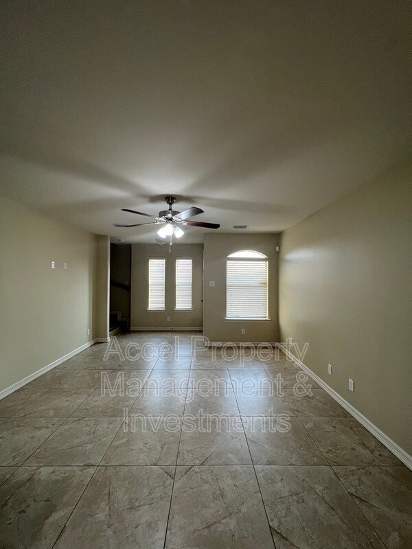 2603 E Eisenhower Ave, Mission, TX 78573 Condo for Rent in Mission