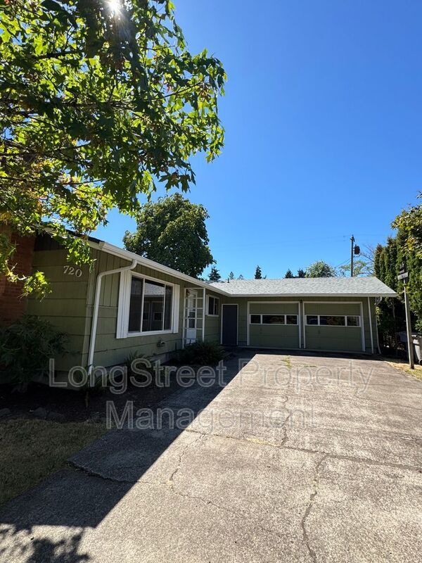 Building Photo - 720 SW 53rd St