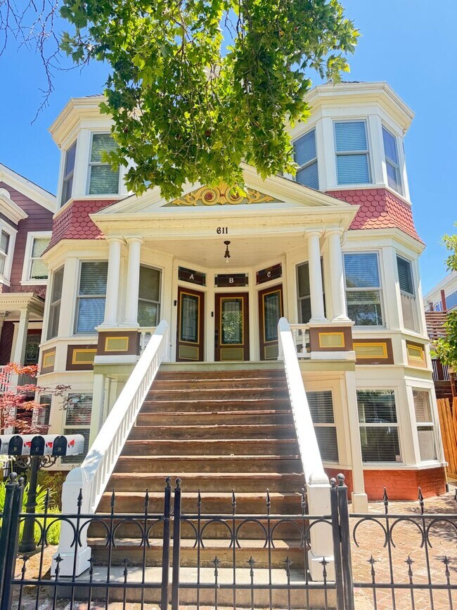 Building Photo - 611 D St