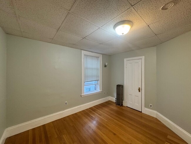 Foto del edificio - 106 Highland Ave