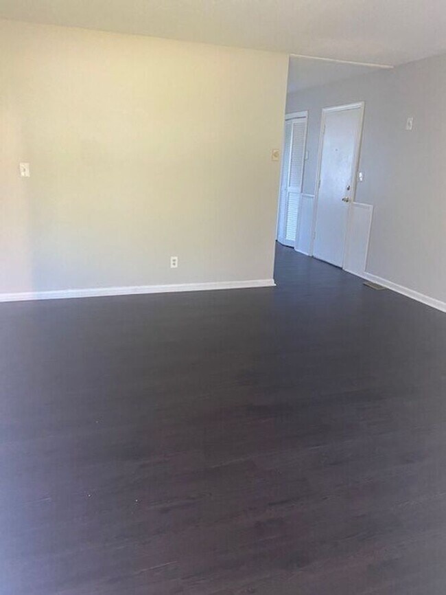 Foto del edificio - 3 bedroom 1.5 bath single family home