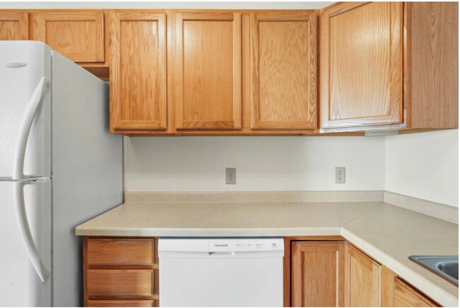 Foto del edificio - Cottage Grove Duplex