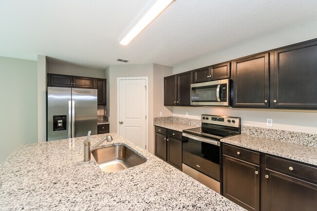 Foto del edificio - 9136 Udell Ln