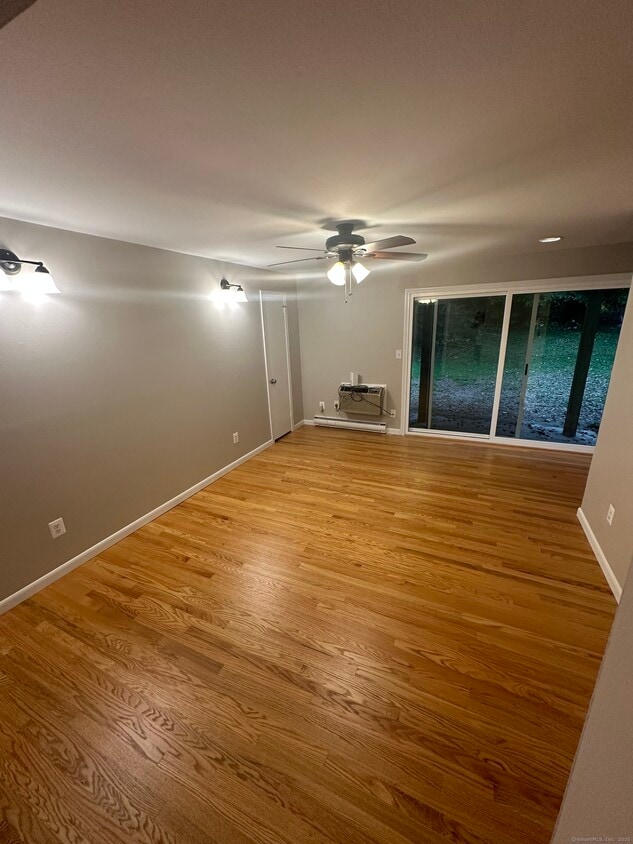 Foto principal - 1622 Farmington Ave