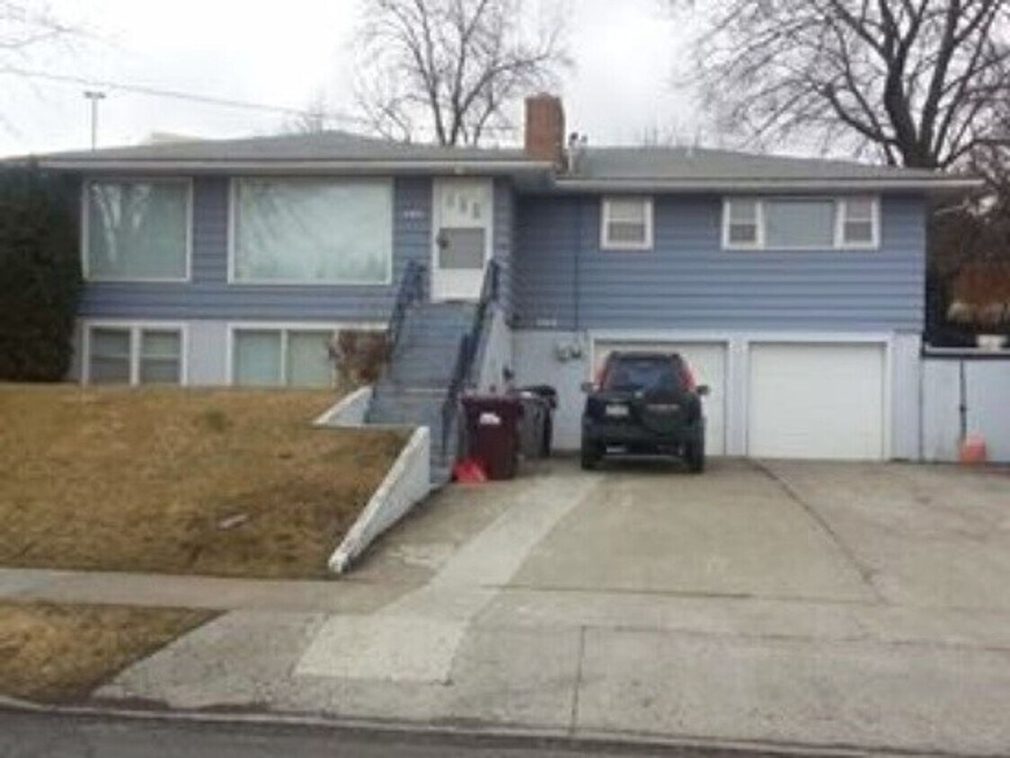 Foto principal - 463-465-465 SW State St