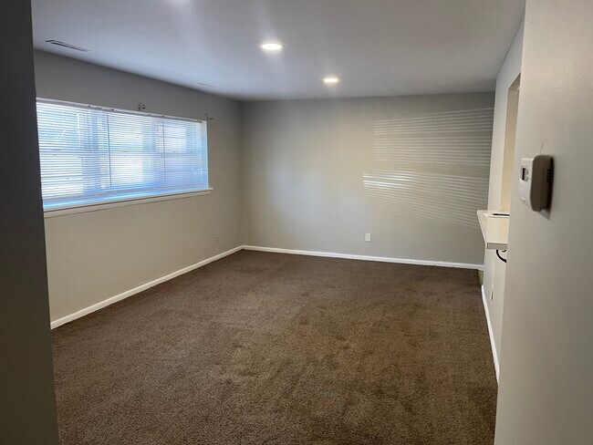 Foto del edificio - 1061 Perkinswood Blvd SE