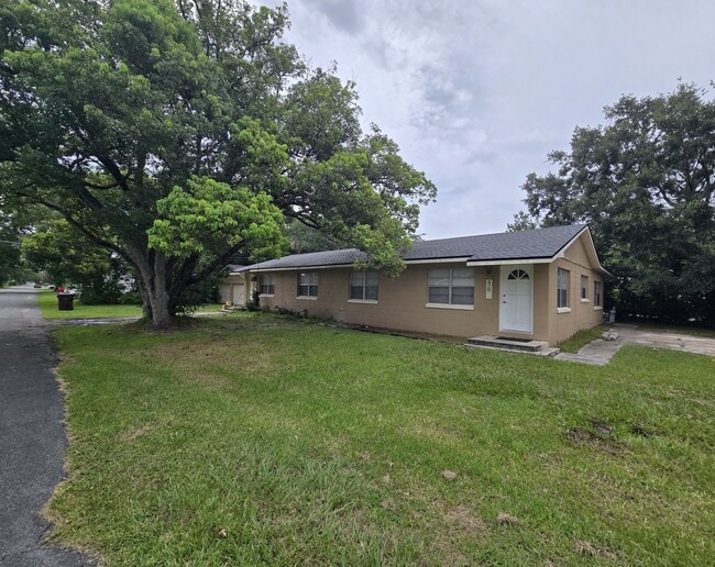 Photo - 50 6th St House