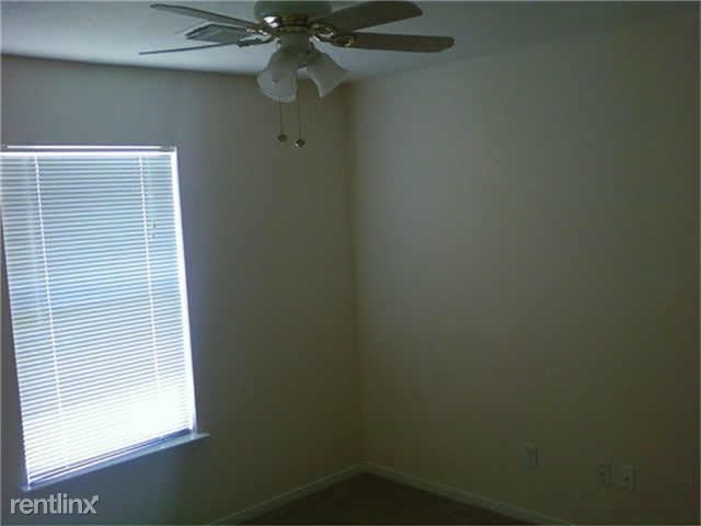 Building Photo - 3 br, 2 bath House - 21908 Willow Shade Lane