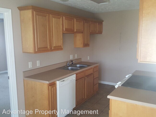 Building Photo - 3 br, 2 bath House - 36 Jackie Lane