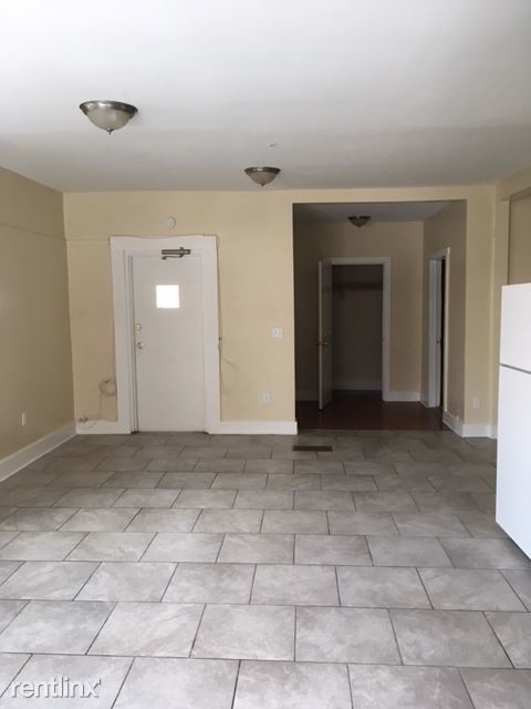 Primary Photo - 122 Derby Ave