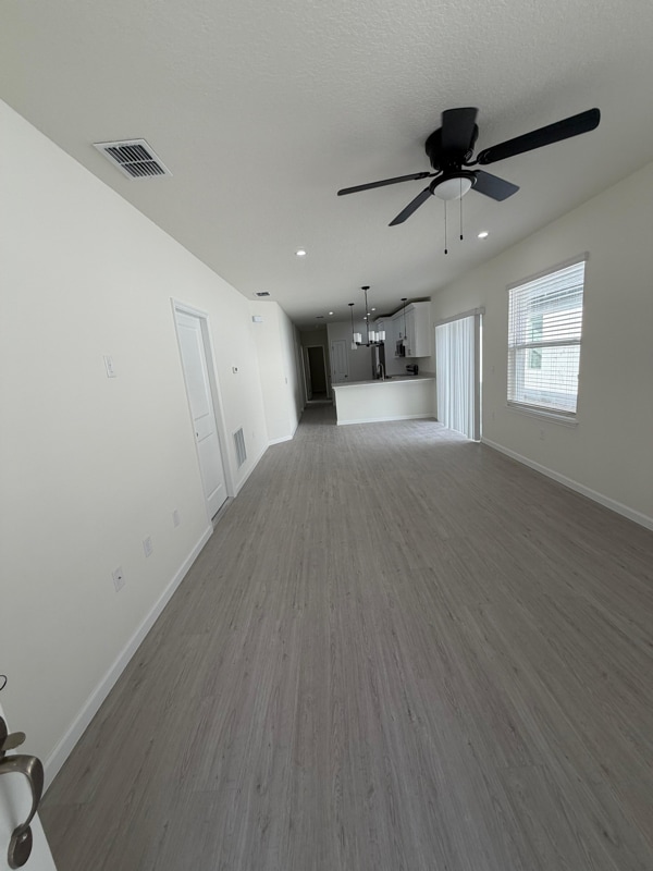 Foto del edificio - 2341 Suanne Ave