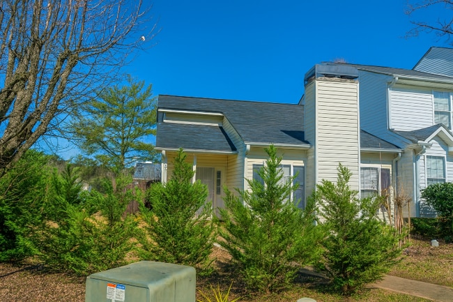 Building Photo - 2355 Wellington Cir