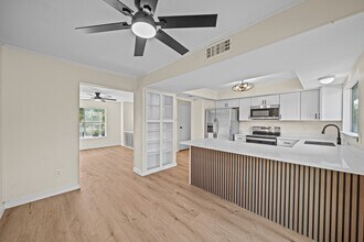 Building Photo - 18018 Autumn Trails Ln