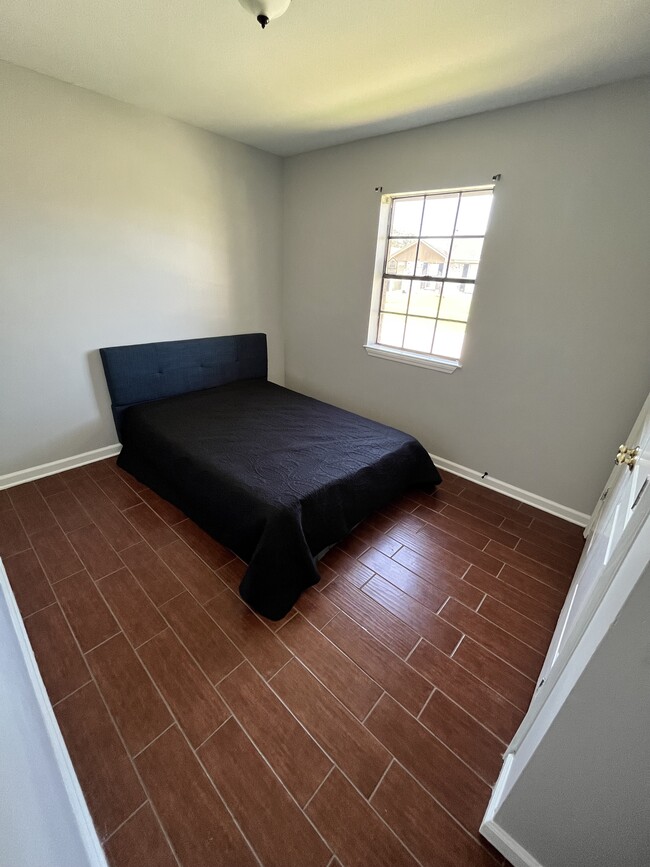 Bedroom #1 - 1520 Owens Blvd