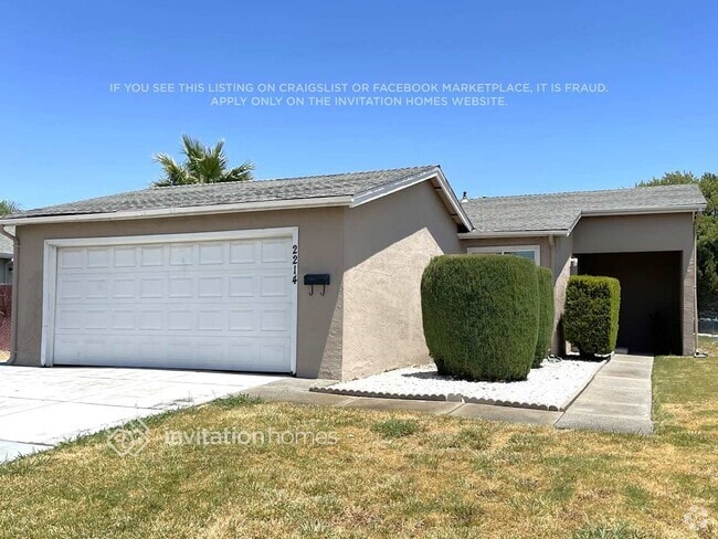 Building Photo - 2214 Newcastle Ct