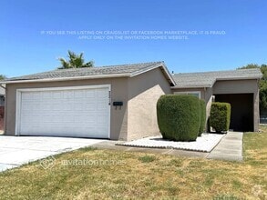 Building Photo - 2214 Newcastle Ct
