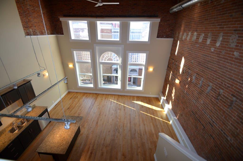 Foto principal - 207 4th St S