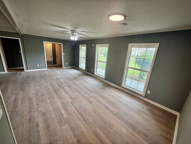 Foto del edificio - 5114 Old Canton Rd