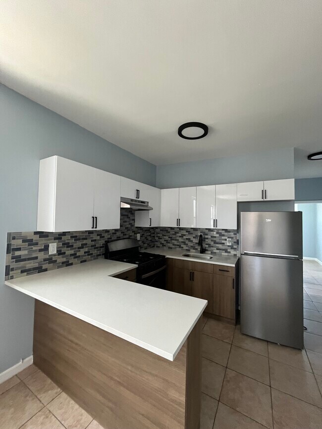 Foto del edificio - 134 Wilkinson Ave