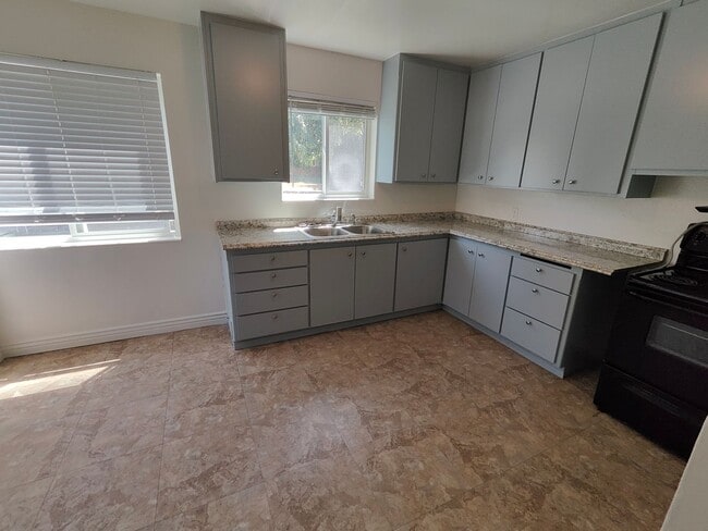 Photo - 6 W 1400 S Apartment