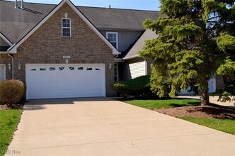Building Photo - 32017 Magnolia Ln