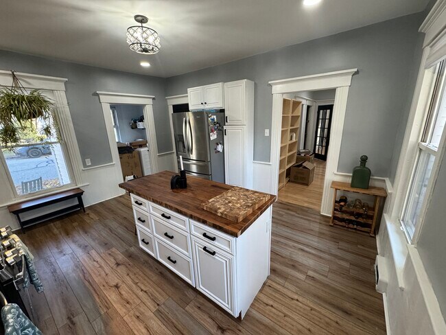 Updated Kitchen - 514 Amherst St