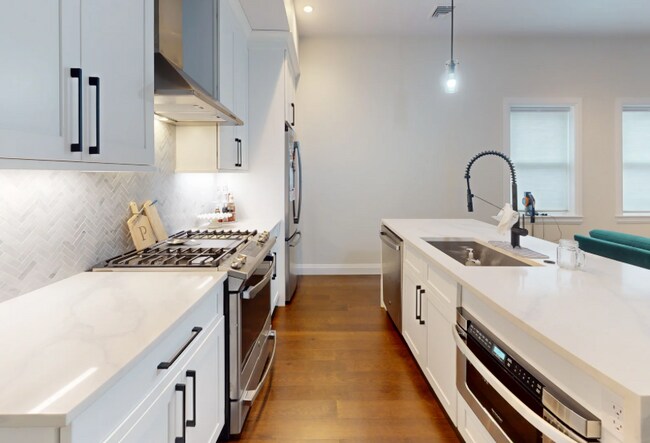 Foto del edificio - 119 Barnes Ave