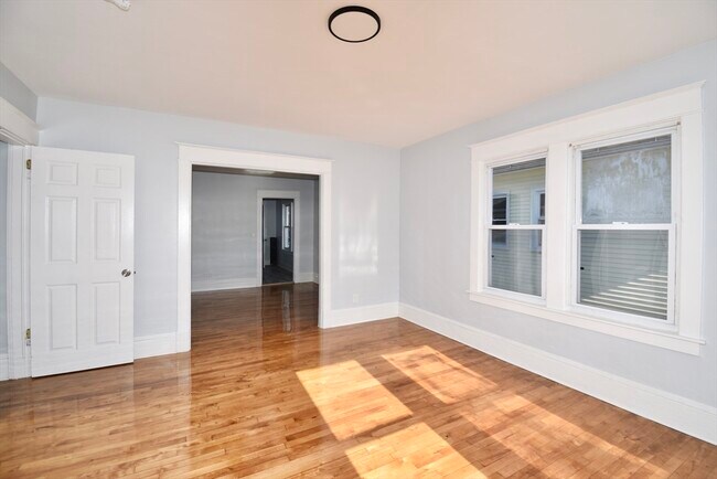 Foto del edificio - 46-48-48 Wait St