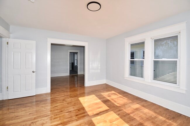 Building Photo - 46-48-48 Wait St