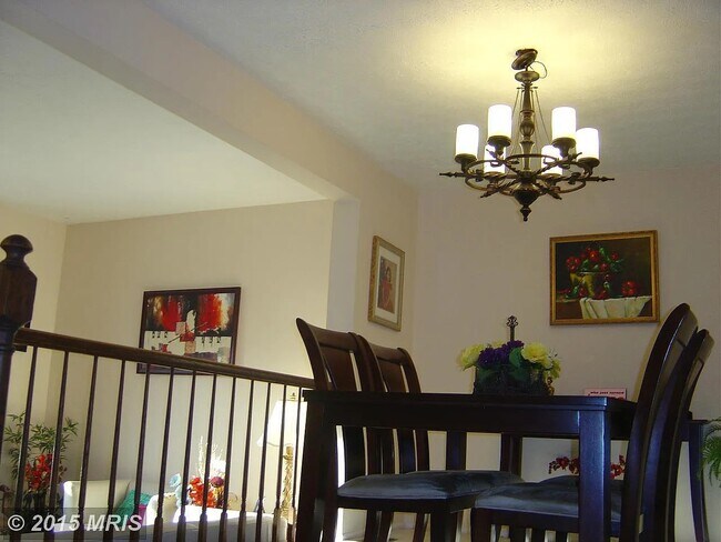 Building Photo - 9323 Cabot Ct