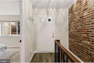 Building Photo - 3875 Steppes Ct