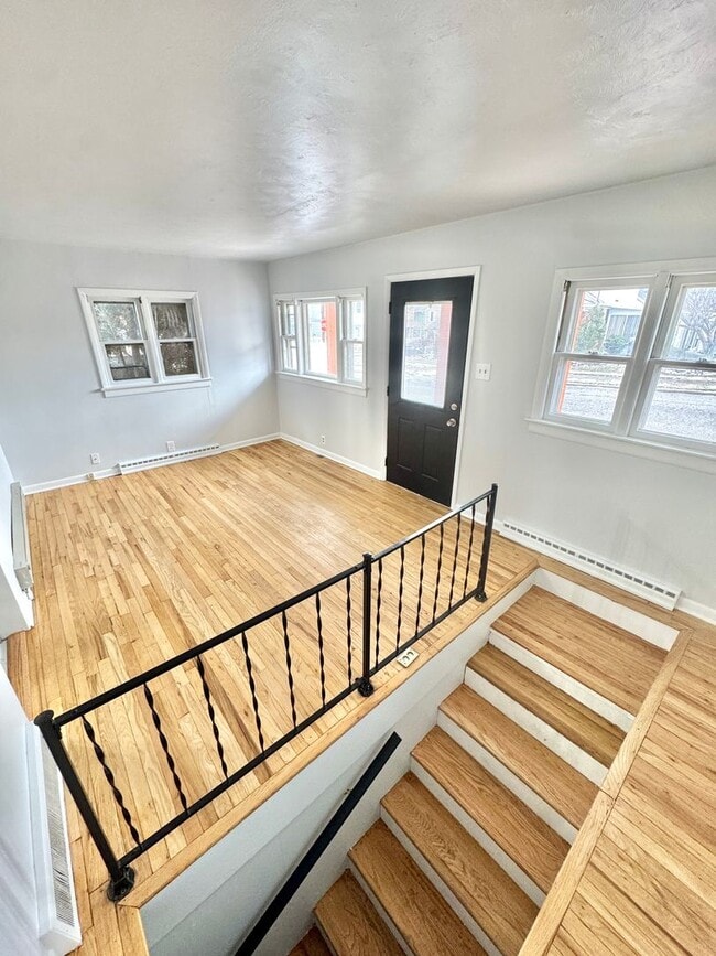 Foto del edificio - TWO BEDROOM Detached Home in Bethlehem Schools