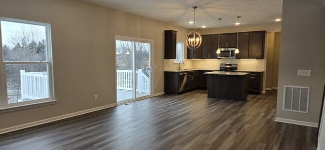 Building Photo - 3374 Buckeye Trl