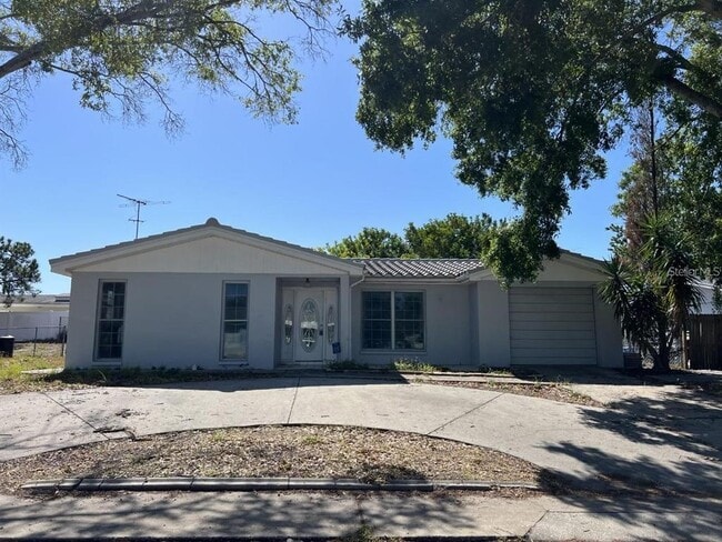 Building Photo - 9011 St Clair Ln