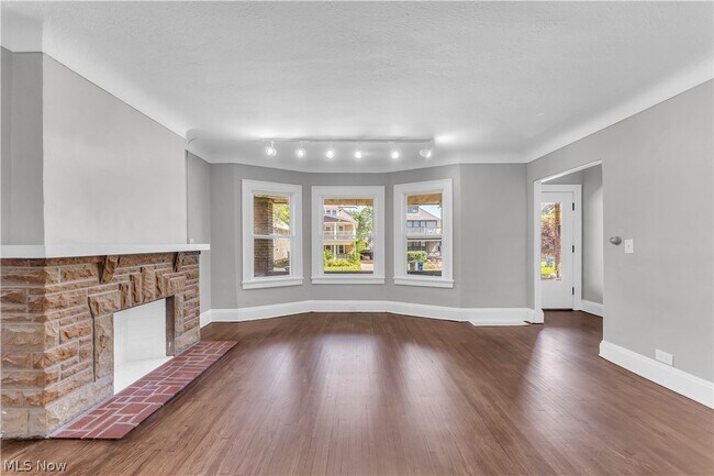 Foto del edificio - 3154 Kensington Rd
