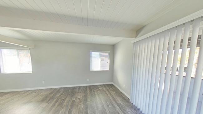 Living Room - Layne Court Apartments