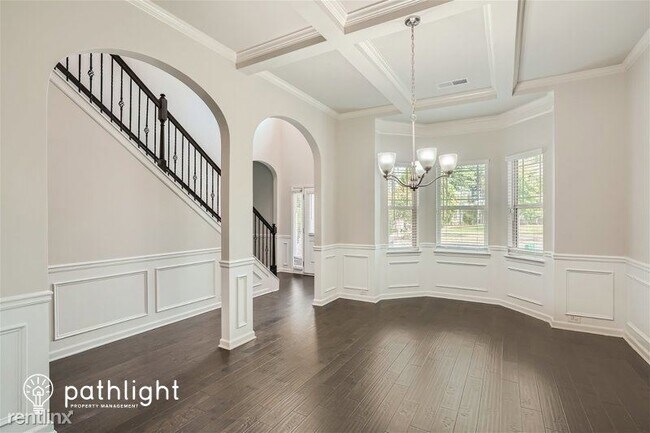 Building Photo - 5 br, 4 bath House - 68 Shenandoah Drive UNIT