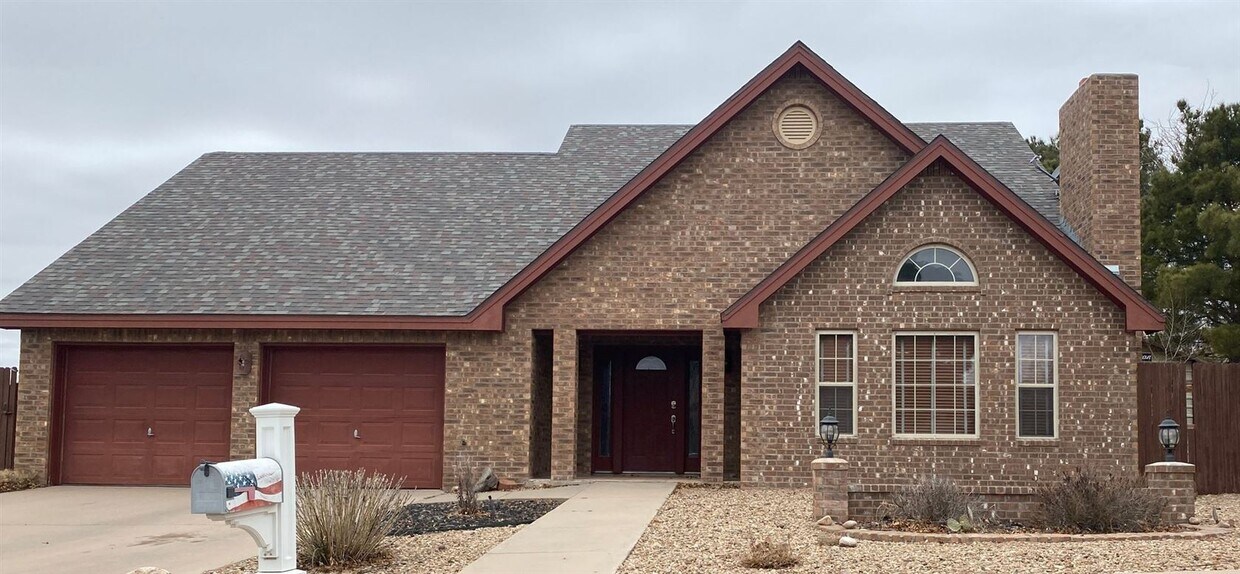 Primary Photo - 3 br, 2 bath House - 600 Cobean Drive (011)