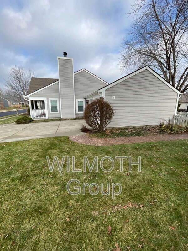 Building Photo - 11135 Founders Pl