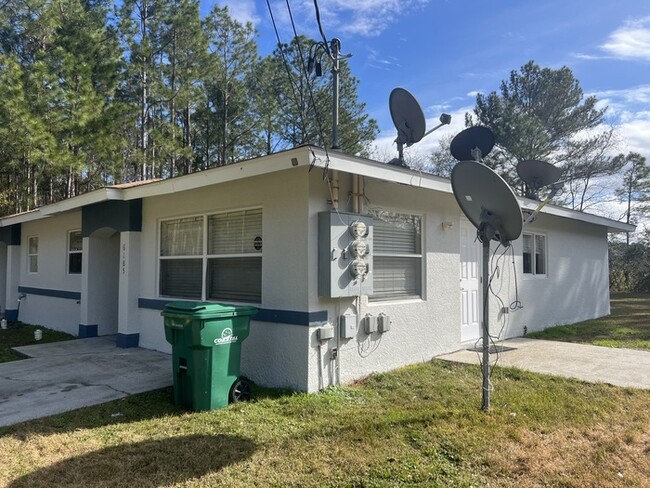 Building Photo - Beautiful 3/2 Duplex in Bay St. Louis, MS