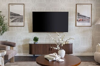 Building Photo - 2308 Nowland Ave