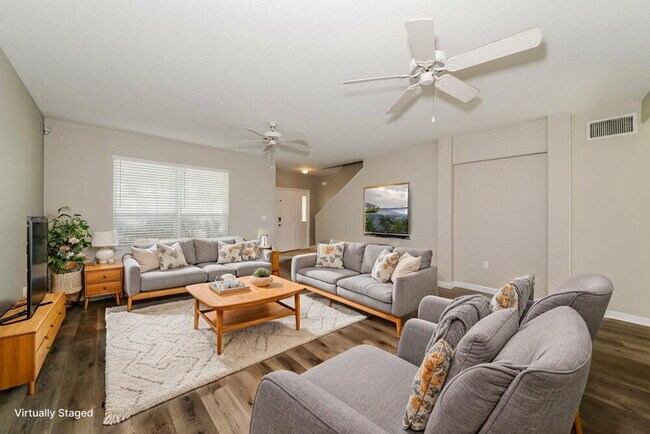 Foto del edificio - 3415 30th Ln E