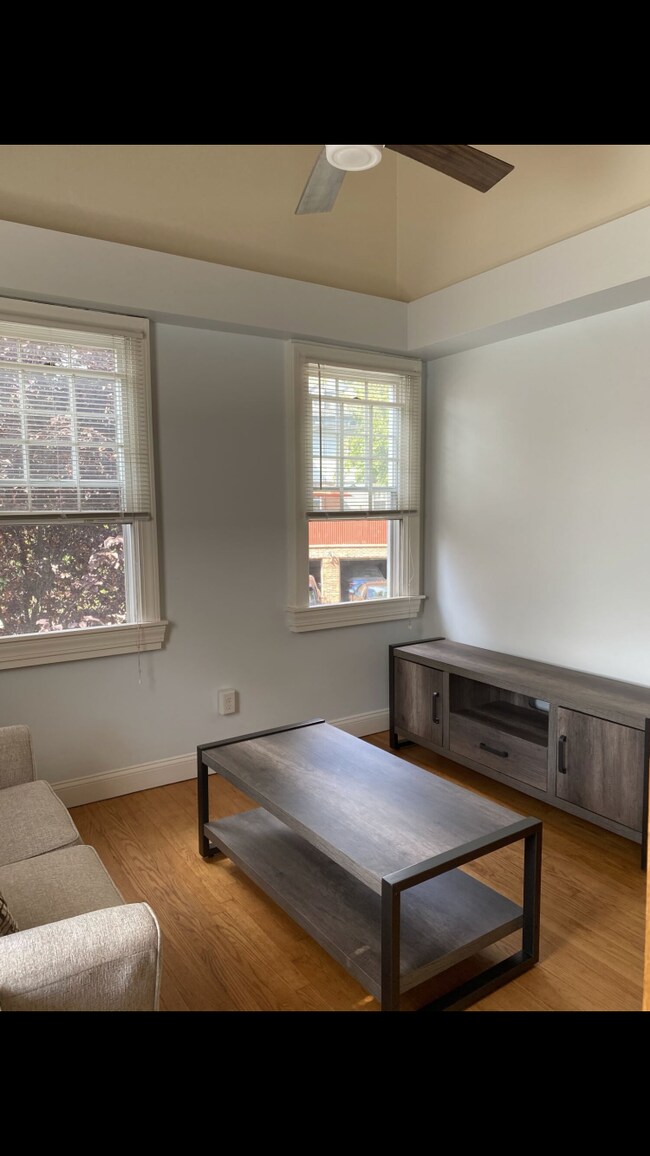 Foto del edificio - 405 Benefit St