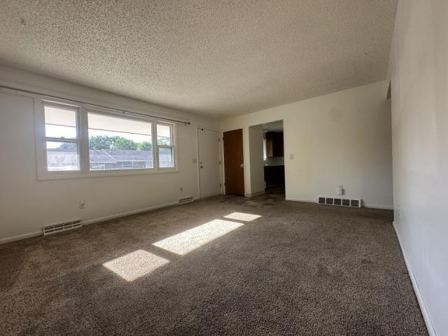 Building Photo - 2 bedroom in Billings MT 59101