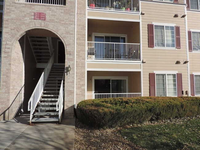 Foto del edificio - Englewood 2 Bedroom, 2 Bath Condo (Availab...