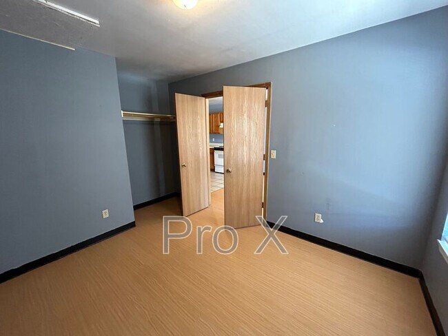 Foto del edificio - 1706 S Powell St